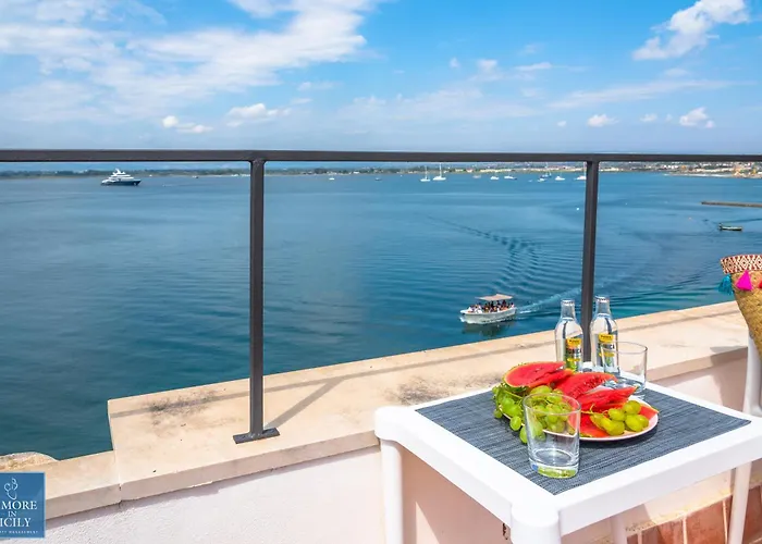 Appartement Alfeo Bellevue By Dimore In Sicily